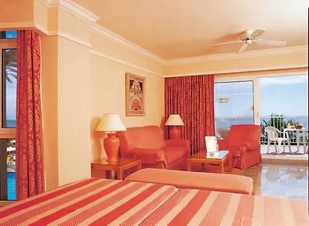 Отель Riu Nautilus (Adults Only) Торремолинос